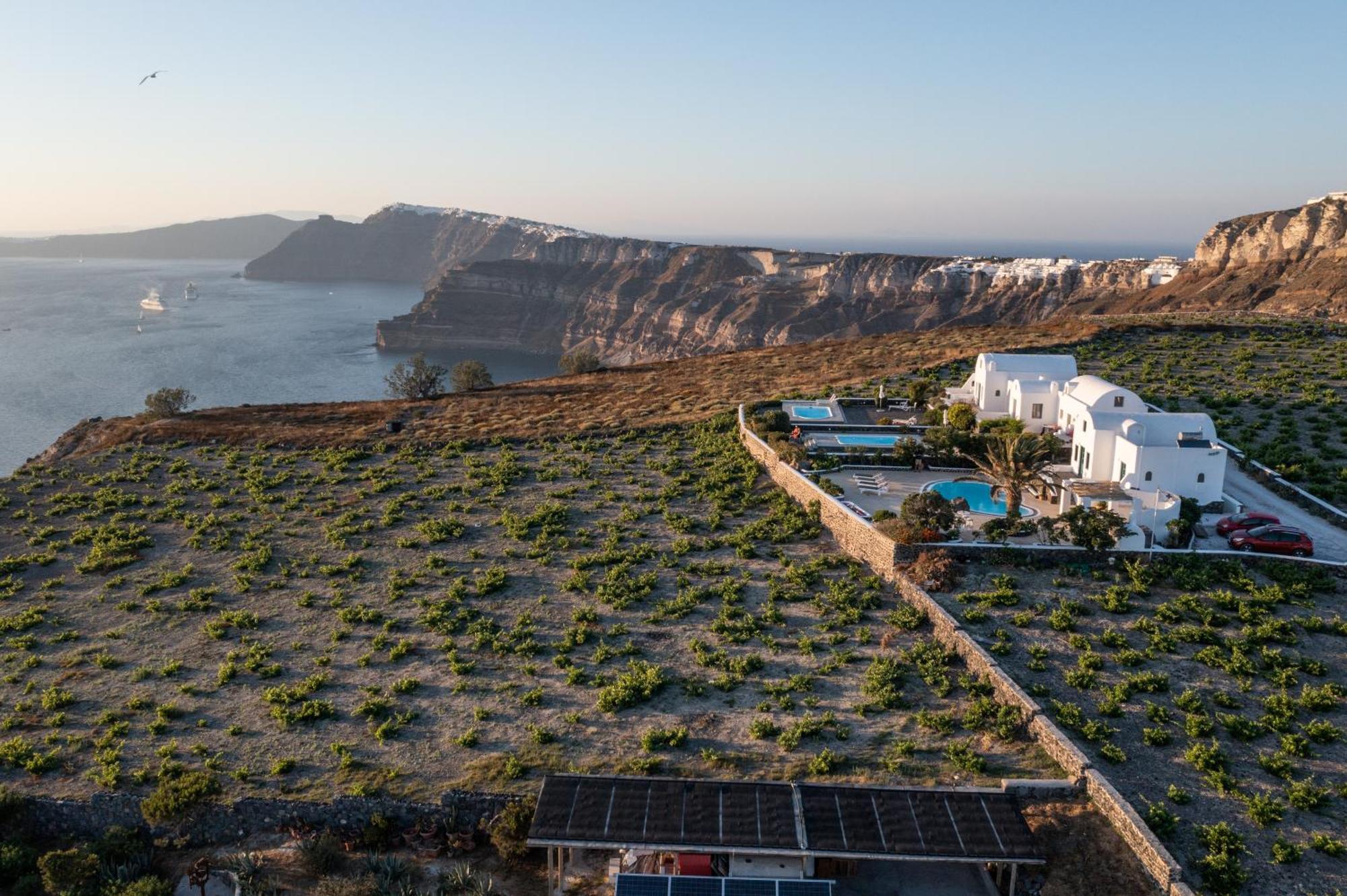 Villa Oinos - Sunset Views Ormos Athinios Eksteriør bilde